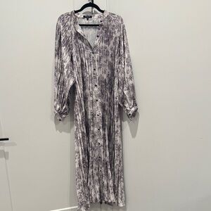 Beulah Gray Button-Down Dress